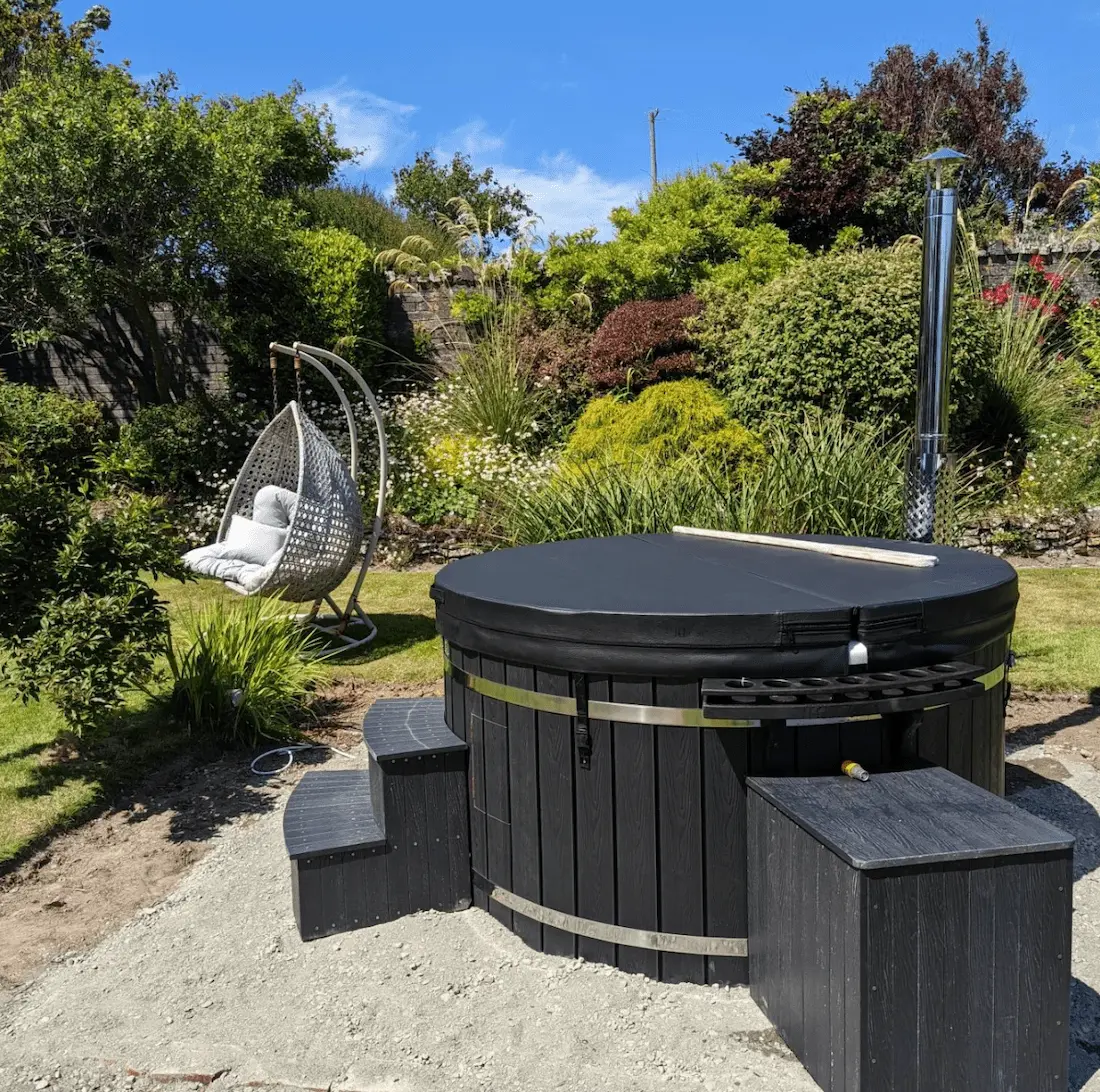 Memelwood-koupací sud-vertical-10-AndersKafka