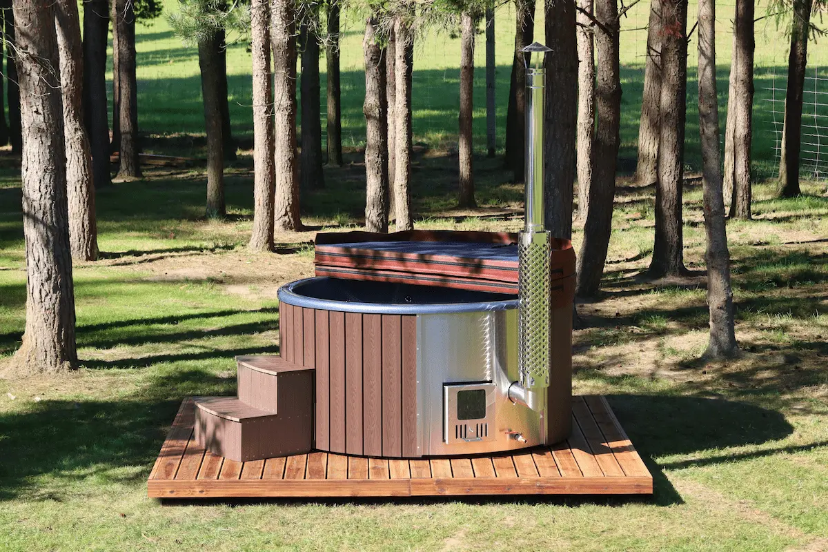 Memelwood-koupací sud-vertical-17-AndersKafka