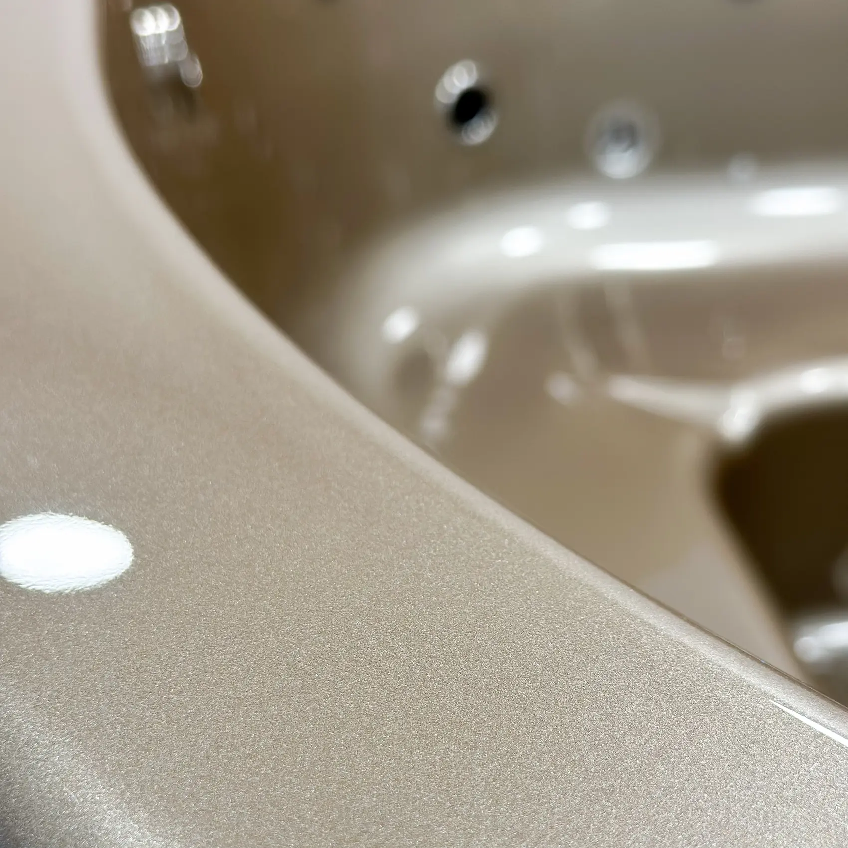 Hottub-square-horizont-09-Memelwood