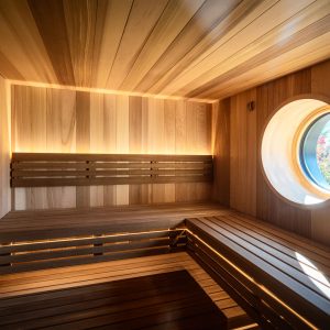 2025 9 AndersKafka luxusní prosklená sauna Dobřichovice LR-03