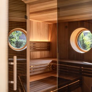 2025 9 AndersKafka luxusní prosklená sauna Dobřichovice LR-10